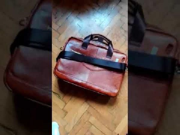 Laptoptasche aus Echtleder für 21,63€ Laptoptasche aus Echtleder für 21,63€