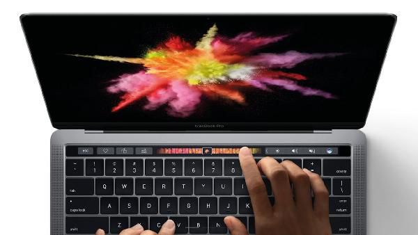 Apple MacBook Pro 15 Apple MacBook Pro 15 Retina (MLH32D/A), i7, 256GB SSD, 16GB RAM für 2.039€ ( statt 2.303€)