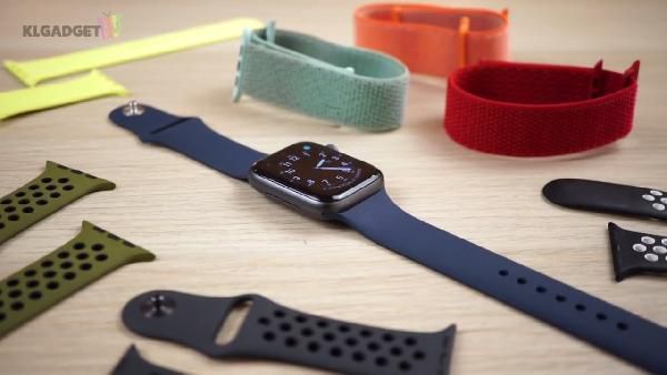 Apple Watch Series 4 GPS 40mm Aluminium Sport Loop nur 383,48€ (statt 411,45€) Apple Watch Series 4 GPS 40mm Aluminium Sport Loop nur 383,48€ (statt 411,45€)