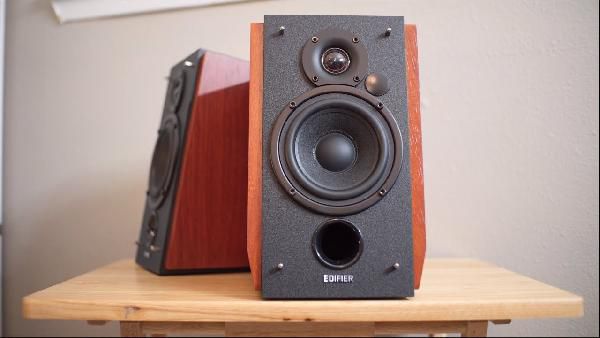 EDIFIER R1700BT - Studio Bluetooth Lautsprecherpaar ab 107,82€ (statt 149€) EDIFIER R1700BT Studio Bluetooth Lautsprecherpaar ab 107,82€ (statt 149€)