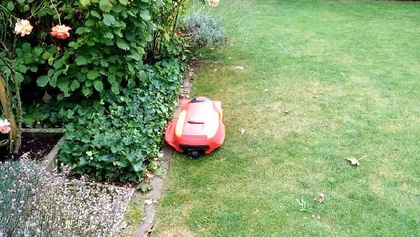 Wolf-Garten Robo Scooter 600 Mähroboter für 649€ (statt 1.000€) Wolf Garten Robo Scooter 600 Mähroboter für 649€ (statt 1.000€)