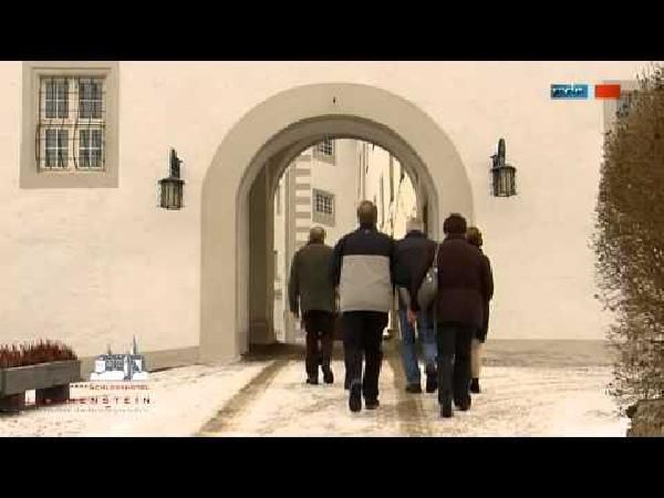 3 Tage im Erzgebirge im 4* Schlosshotel inkl. Frühstück, Wellness & 3-Gänge Menü ab 119€ p.P. 3 Tage im Erzgebirge im 4* Schlosshotel inkl. Frühstück, Wellness & 3 Gänge Menü ab 119€ p.P.