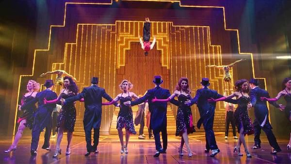 Cirque Du Soleil Paramour Musical-Ticket in Hamburg inkl. ÜN mit Frühstück & mehr ab 79€ p.P. Cirque Du Soleil Paramour Musical Ticket in Hamburg inkl. ÜN mit Frühstück & mehr ab 79€ p.P.
