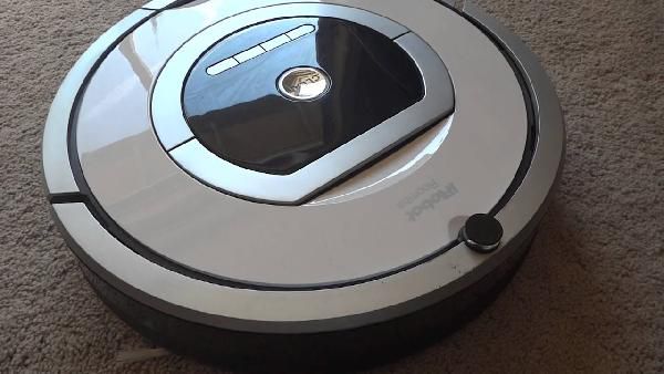 iRobot Roomba 760 - Staubsaugerroboter (Ausstellungsstück mit voller Gewährleistung) für nur 333€ iRobot Roomba 760 Staubsaugerroboter (Ausstellungsstück mit voller Gewährleistung) für nur 333€