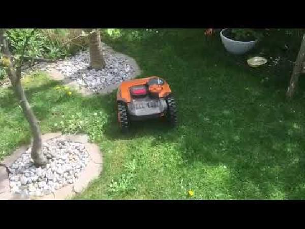 Ausverkauft! WORX Landroid WR101SI.1 Mähroboter für bis zu 450m² ab 384,06€ (statt 525€) Ausverkauft! WORX Landroid WR101SI.1 Mähroboter für bis zu 450m² ab 384,06€ (statt 525€)