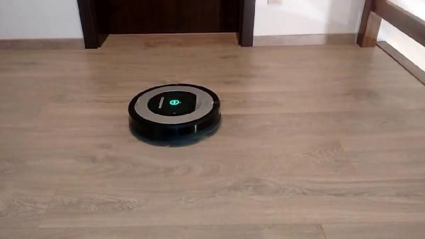 iRobot Roomba 774 Saugroboter mit Funkfernbedienung für 299,90€ (statt 399€) iRobot Roomba 774 Saugroboter mit Funkfernbedienung für 299,90€ (statt 399€)
