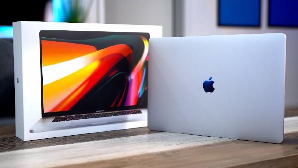 Apple MacBook Pro 16 Apple MacBook Pro 16 (2019) mit i7, 16GB, 512GB SSD ab 2.209,90€ (statt 2.359€)
