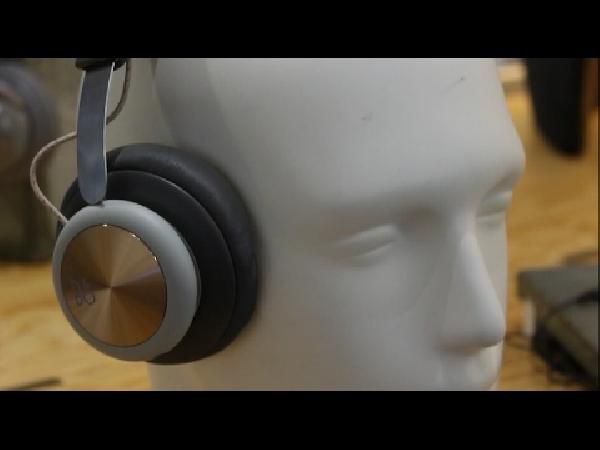 Bang & Olufsen BeoPlay H4 Over-Ear Kopfhörer mit Bluetooth für 139,99€ (statt 209€) Bang & Olufsen BeoPlay H4 Over Ear Kopfhörer mit Bluetooth für 139,99€ (statt 209€)