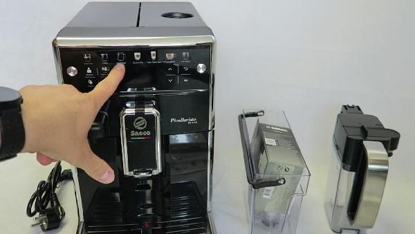 Saeco SM5572/10 PicoBaristo Deluxe Kaffeevollautomat mit integriertem Milchsystem für 499€ (statt 687€) Saeco SM5572/10 PicoBaristo Deluxe Kaffeevollautomat mit integriertem Milchsystem für 499€ (statt 687€)