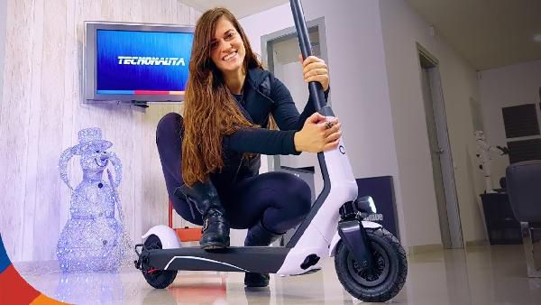 Xiaomi EUNI ES808 - 8 Zoll Roller mit max. 20 Km/h für 272,19€ - Versand aus dem EU-Lager! Xiaomi EUNI ES808 8 Zoll Roller mit max. 20 Km/h für 272,19€ Versand aus dem EU Lager!
