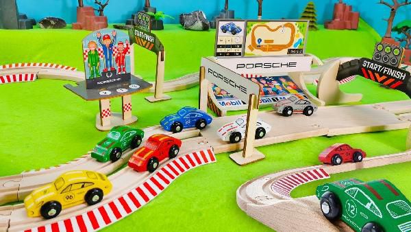 Vorbei! Eichhorn Holz Schienenbahn im Set Porsche Racing für 24,82€ (statt 42€) Vorbei! Eichhorn Holz Schienenbahn im Set Porsche Racing für 24,82€ (statt 42€)