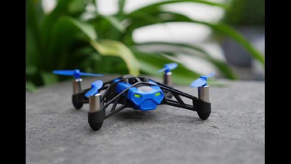 Parrot Rolling Spider Minidrone für 49,99€ (statt 57€) Parrot Rolling Spider Minidrone für 49,99€ (statt 57€)