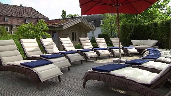2 ÜN im Hotel-Apartment inkl. Frühstück, 3-Gänge-Menü, SPA-Nutzung & Freizeitkarte ab 99€ p.P. 2 ÜN im Hotel Apartment inkl. Frühstück, 3 Gänge Menü, SPA Nutzung & Freizeitkarte ab 99€ p.P.