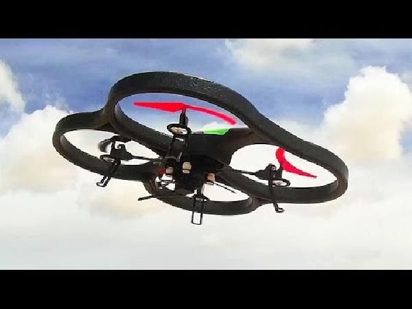 WL Toys V666 - 4 Kanal XXL RTF Quadrocopter mit 5,8 G FPV Video Live-Übertragung, Fernbedienung & Zubehör für 54,45€ (statt 120€) WL Toys V666 4 Kanal XXL RTF Quadrocopter mit 5,8 G FPV Video Live Übertragung, Fernbedienung & Zubehör für 54,45€ (statt 120€)
