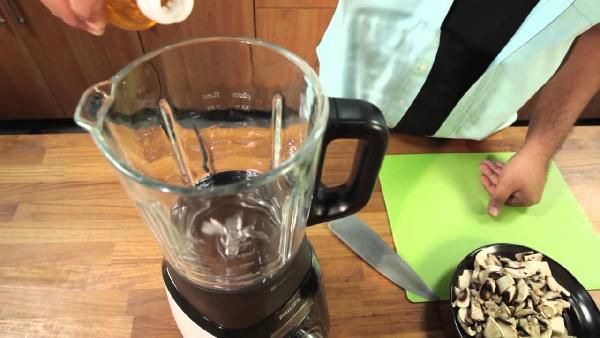 Philips HR2099/90 Standmixer (Kochfunktion, 1100 Watt, Ice-Crush) für 110,48€ (statt 183€) Philips HR2099/90 Standmixer (Kochfunktion, 1100 Watt, Ice Crush) für 110,48€ (statt 183€)