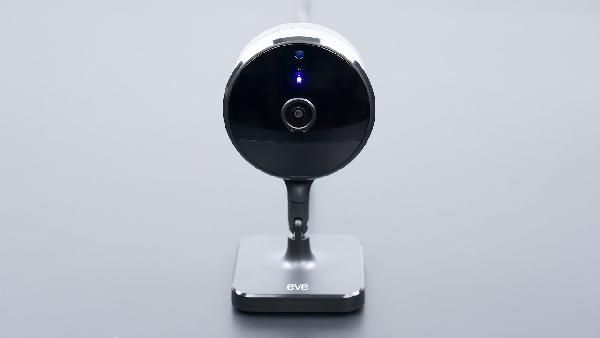 2er Pack Eve Cam smarte Innenkamera mit Apple HomeKit für 210,74€ (statt 260€) 2er Pack Eve Cam smarte Innenkamera mit Apple HomeKit für 210,74€ (statt 260€)