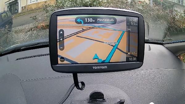 TomTom Start 52 CE 19 Länder Lifetime 3D Maps für 80,99€ (statt 100€) TomTom Start 52 CE 19 Länder Lifetime 3D Maps für 80,99€ (statt 100€)